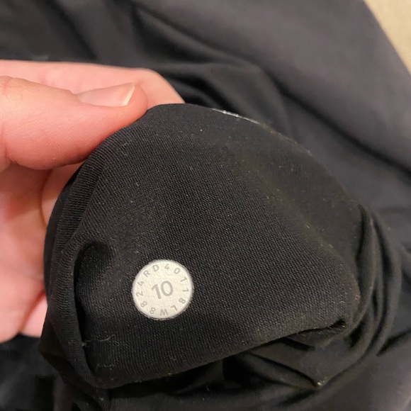 Lululemon Play off the Pleats Skirt - Picture 7 of 7